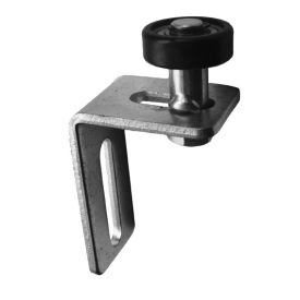 Fémtartóval vezető görgő 