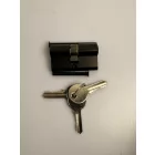 Zárbetét 22,5x22,5 mm fekete