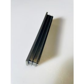 Műanyag végzáró Alumíniumhoz 140x25 mm