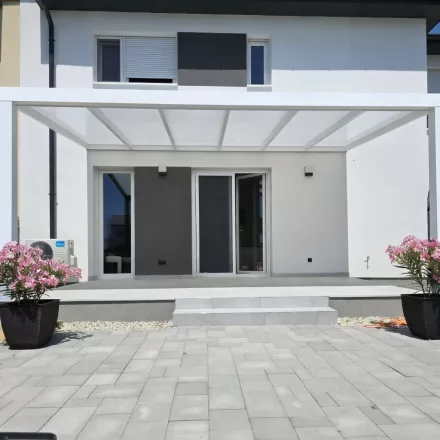 Pergola szendvicspanel fedéssel 7x4 méter